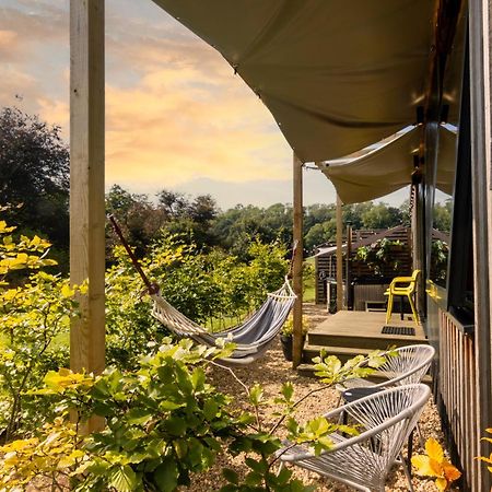 The Hive - Unique Hot Tub Cabin In Millport Zewnętrze zdjęcie