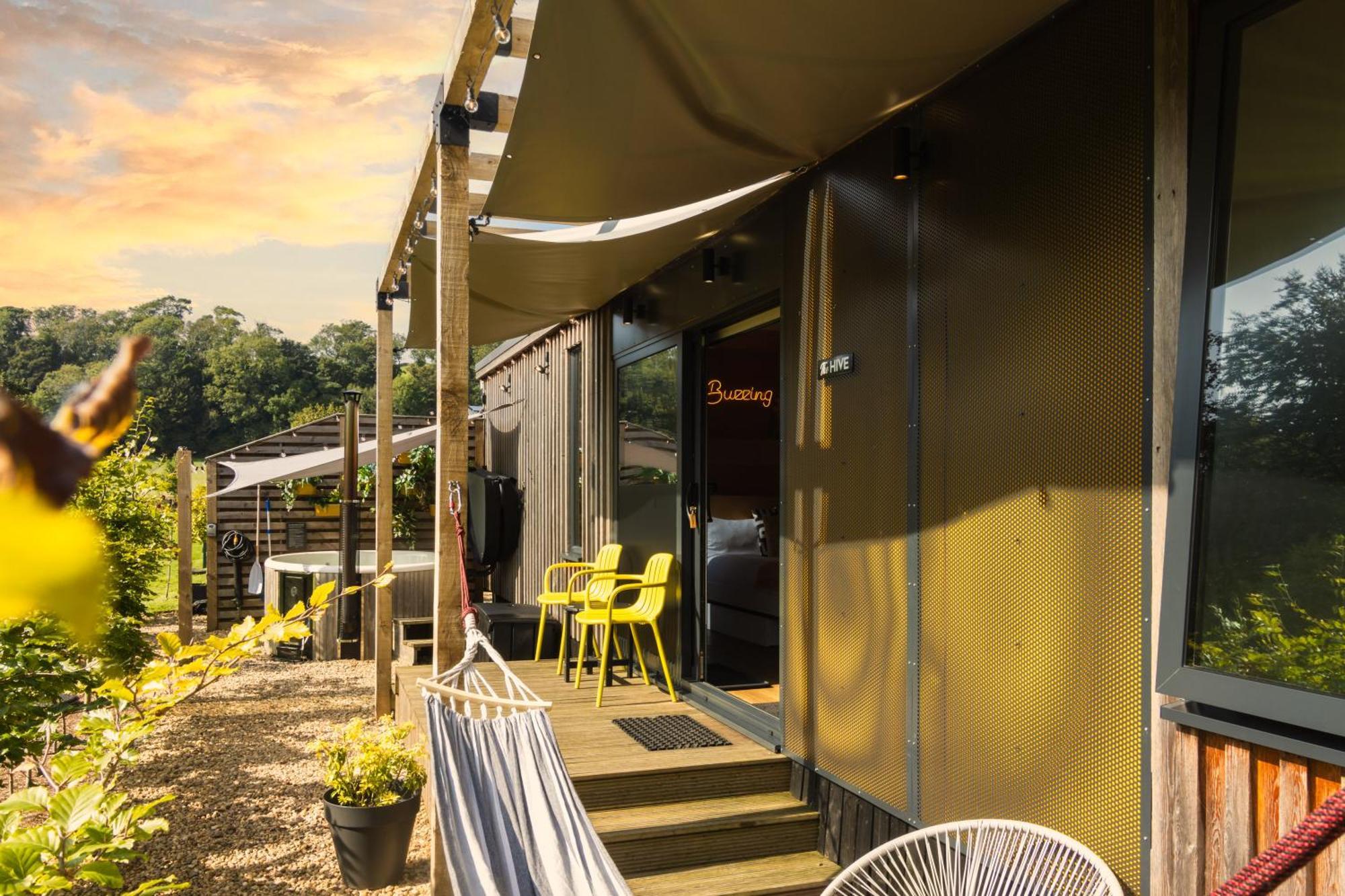 The Hive - Unique Hot Tub Cabin In Millport Zewnętrze zdjęcie