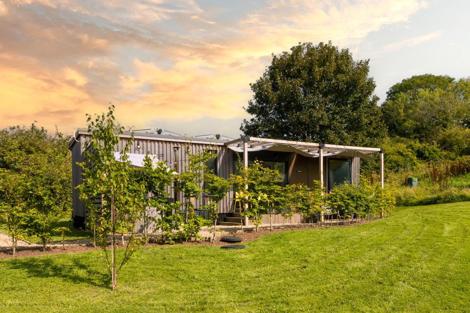 The Hive - Unique Hot Tub Cabin In Millport Zewnętrze zdjęcie